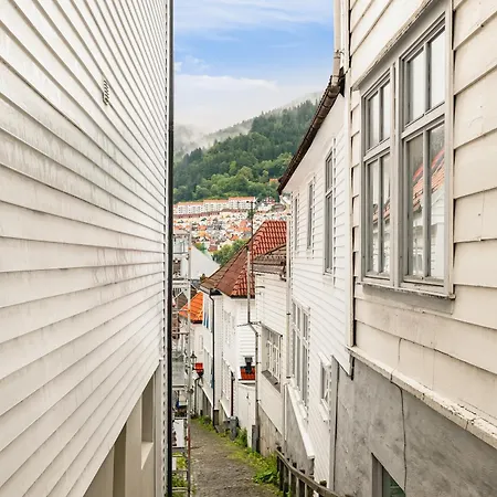 500 M Til Bryggen I Skjermet Uteplass! Leilighet