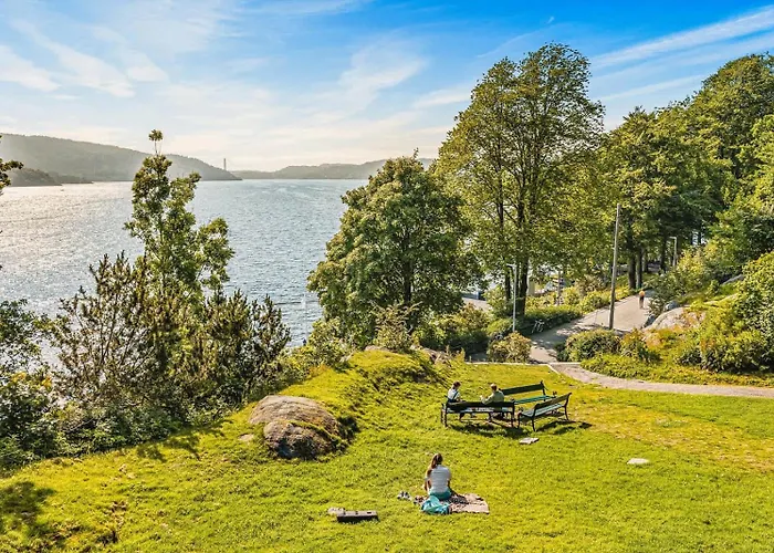 500 M Til Bryggen I Skjermet Uteplass! ברגן